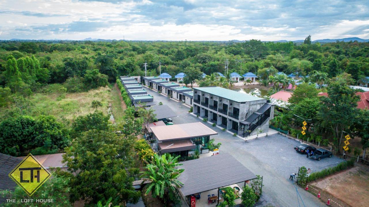The Loft House Sakaeo Watthana Nakhon Exterior foto